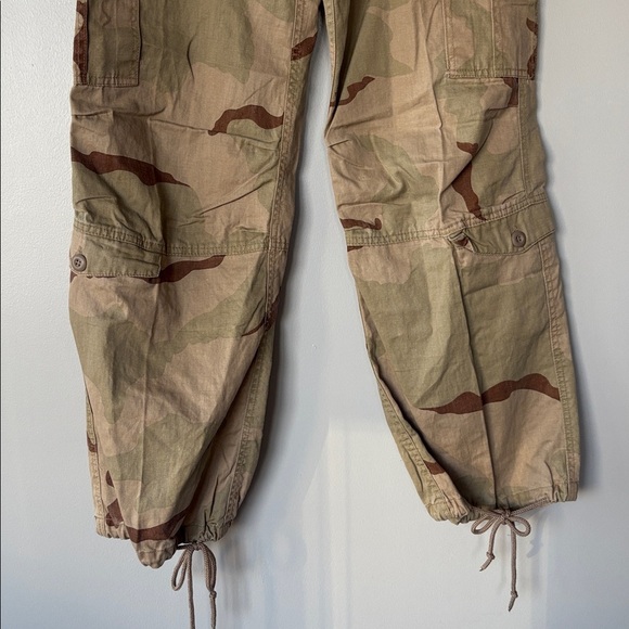 Camo cargo pants NWT (unisex) - Picture 2 of 10